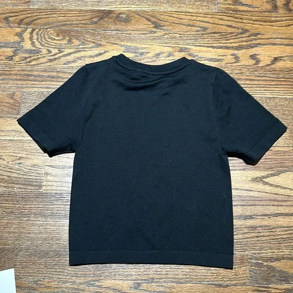 Crop Nylon & Spandex - Picture 3 of 3